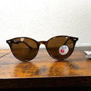 Ray-Ban polarized sunglasses (RB4305). Brown frame/brown lenses